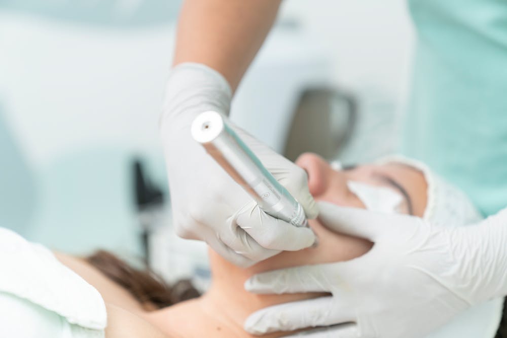 aesthetic procedure on face